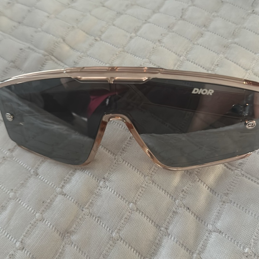 Diorxtrem MU Gray Mask Sunglasses with Interchangeable Lenses - Picture 6 of 7